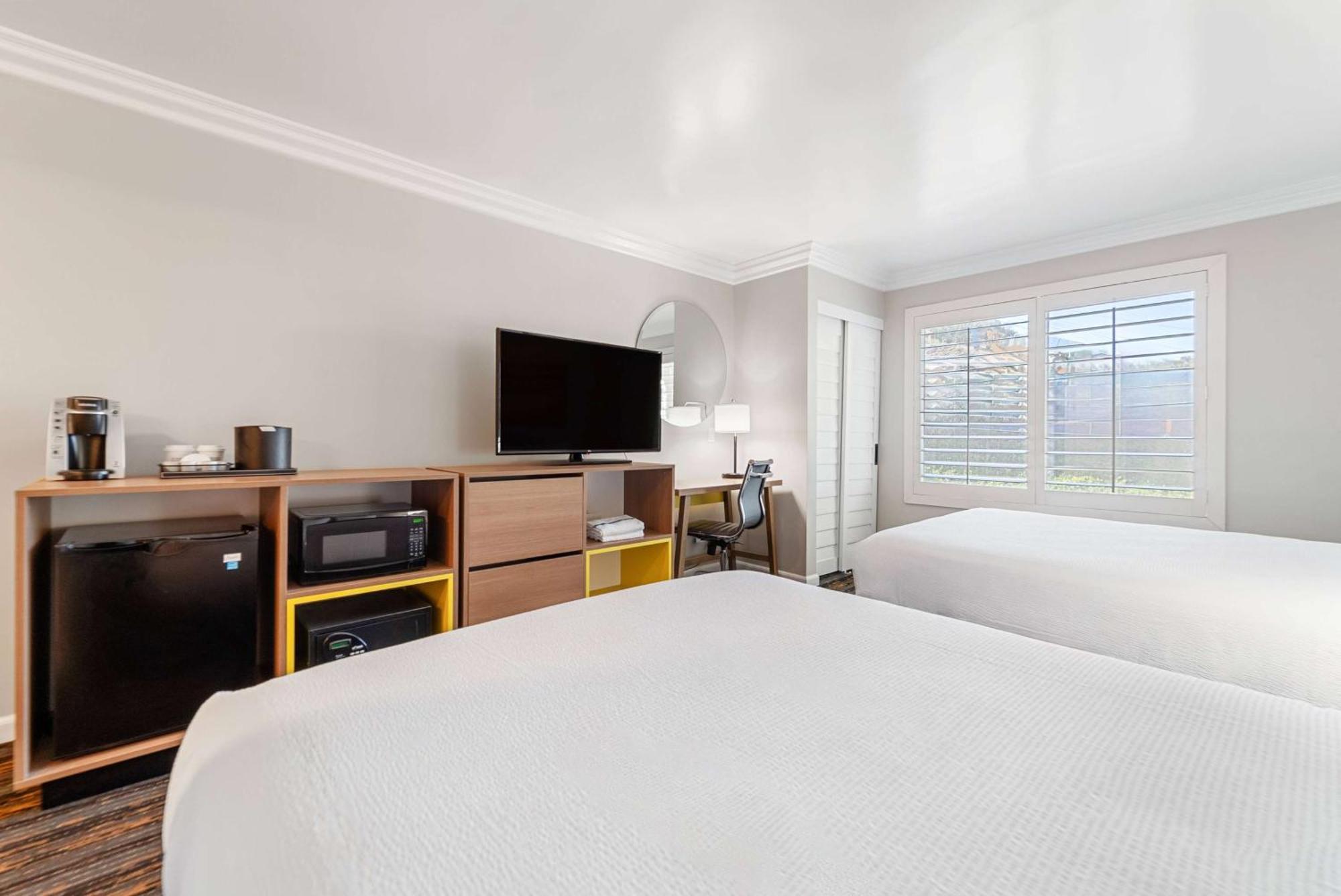 Days Inn By Wyndham San Diego Hotel Circle Ngoại thất bức ảnh
