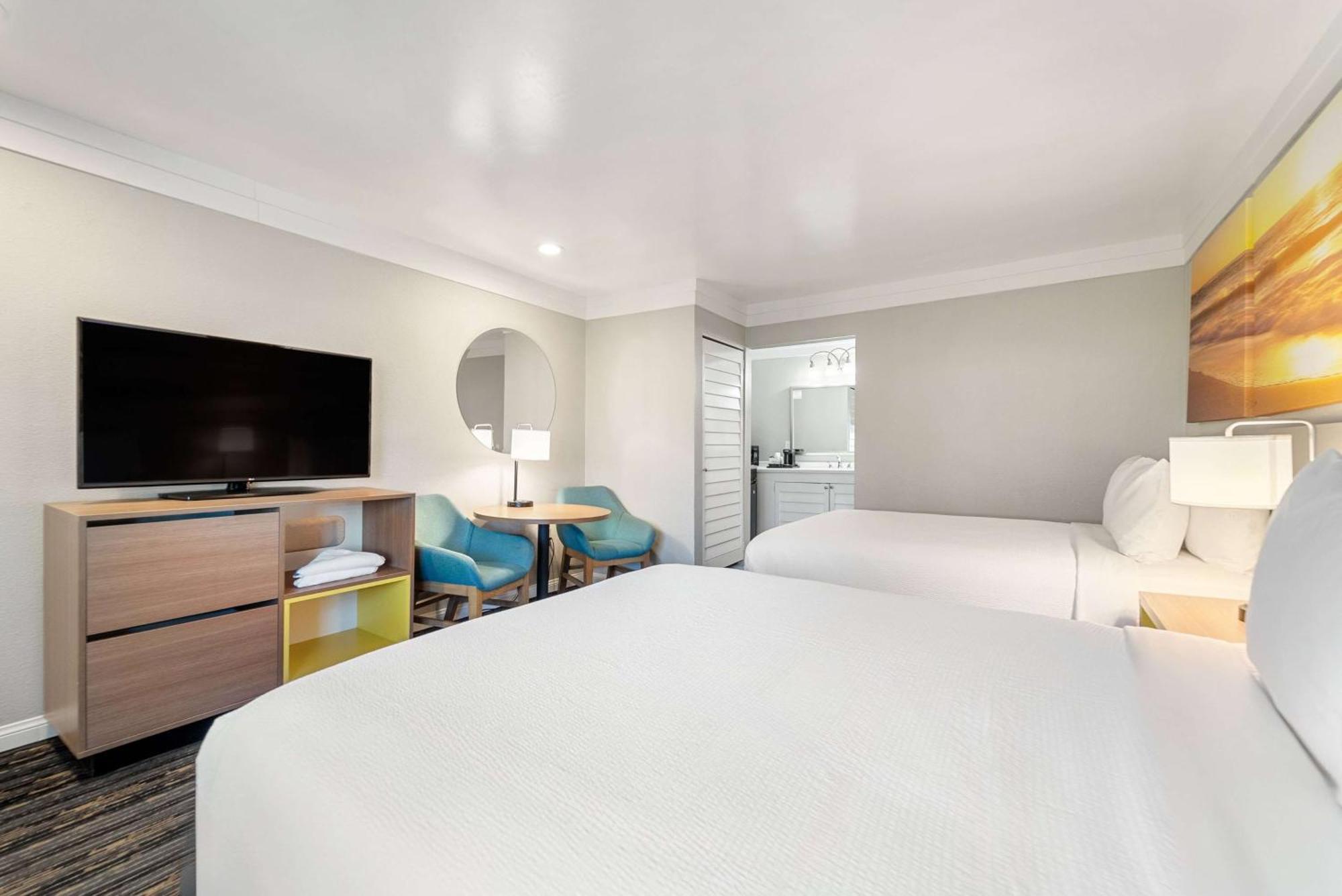 Days Inn By Wyndham San Diego Hotel Circle Ngoại thất bức ảnh